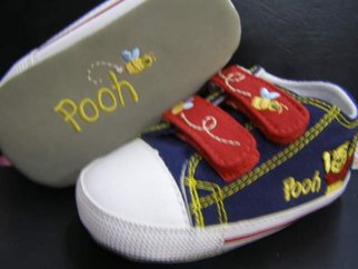Sepatu Baby POOh
