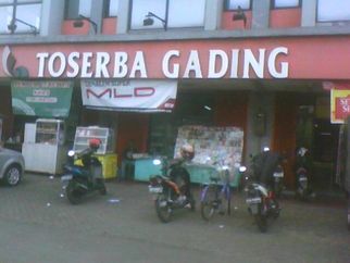 Toserba Gading