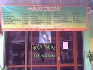 Wati Salon