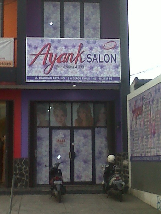 Ayank Salon