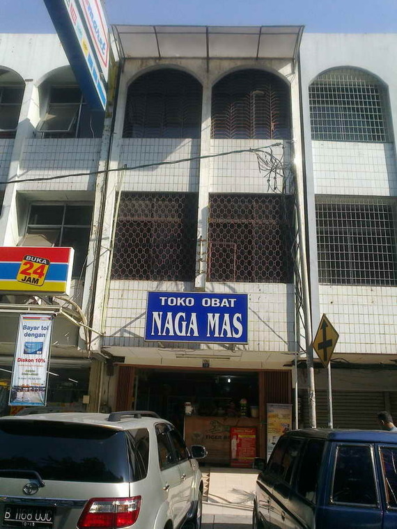 Toko Obat Naga Mas
