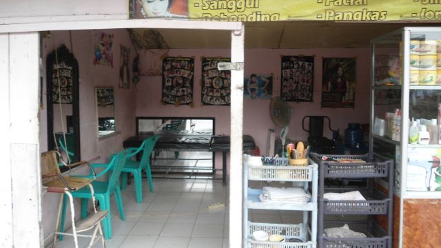Salon Mora