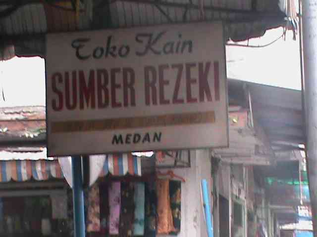 Toko Kain Sumber Rejeki