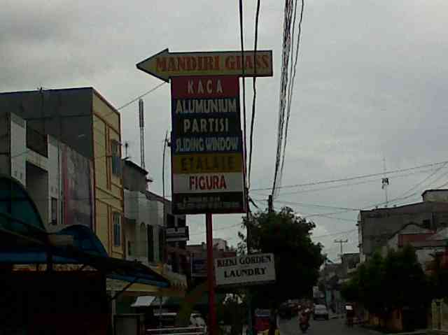 Mandiri Glass