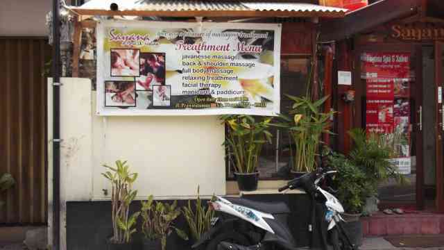 Sayana Salon & Spa