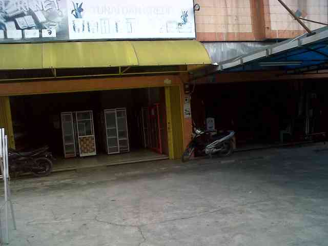 Mandiri Glass