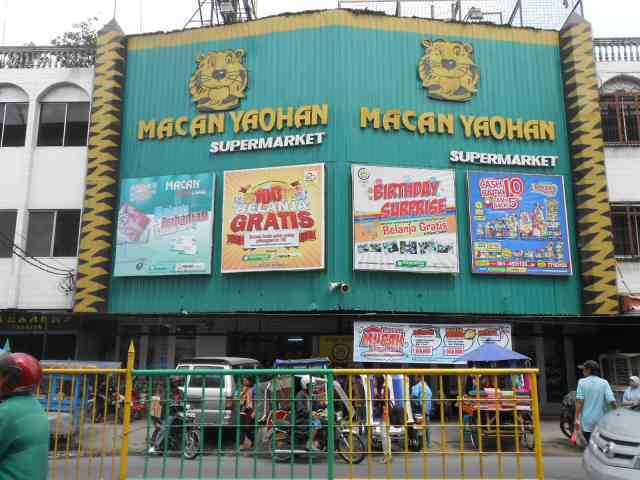 Macan Yaohan Supermarket - Aksara