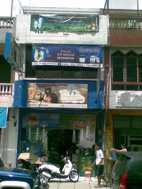 Toko Teman Meriah