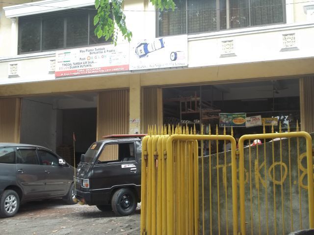 Delapan