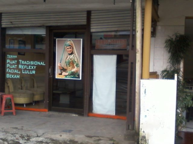 Liani Salon