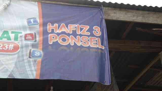 Hafiz 3 Ponsel