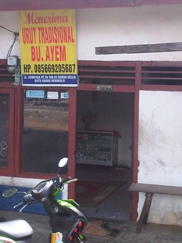 Urut Tradisional Bu Ayem