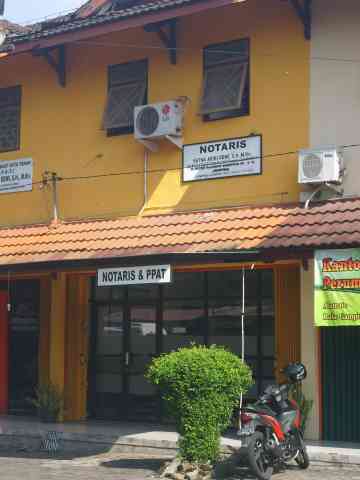 Notaris & PPAT Ratna Arini Dewi SH