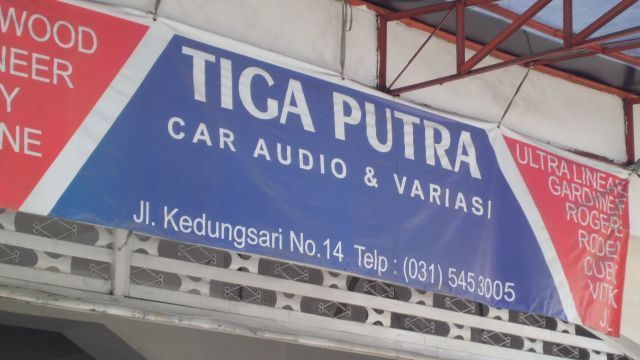 Tiga Putra