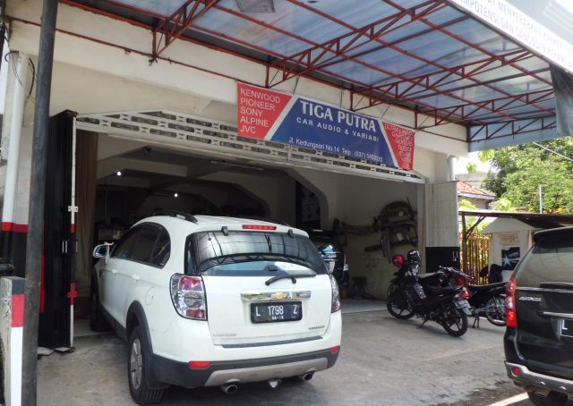 Tiga Putra