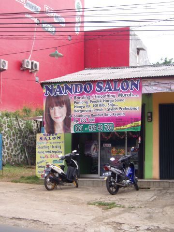 Nando Salon