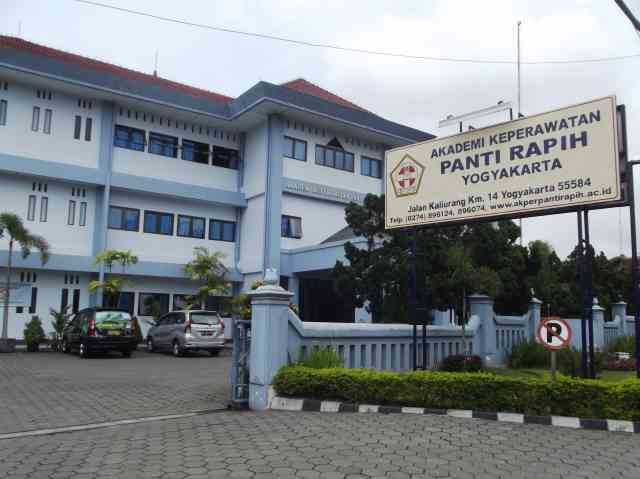 Akademi Keperawatan (Akper) Panti Rapih