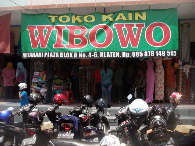 Toko Kain Wibowo