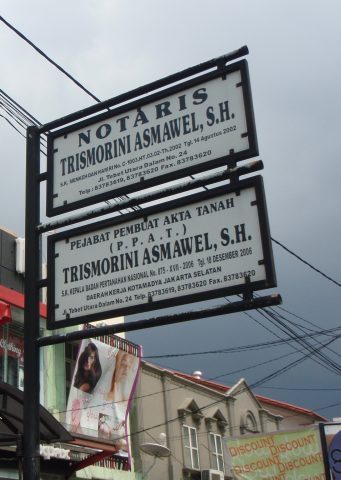 Notaris - Trismorini Asmawel, SH