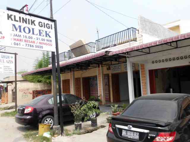Klinik Gigi Molek