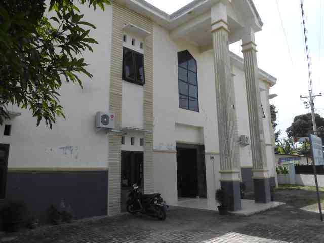 Akademi Kebidanan (Akbid) Darmo