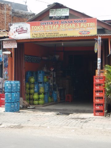 Toko Tetap Segar 3 Putri