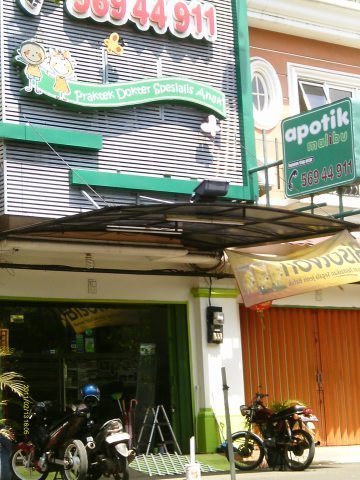 Apotik Malibu