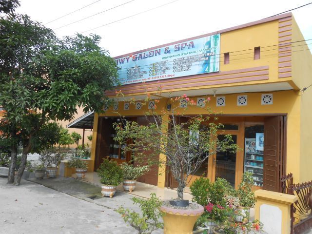 Tiwi Salon & Spa