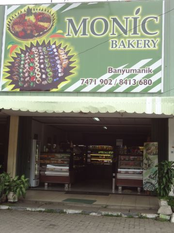 Monic Bakery