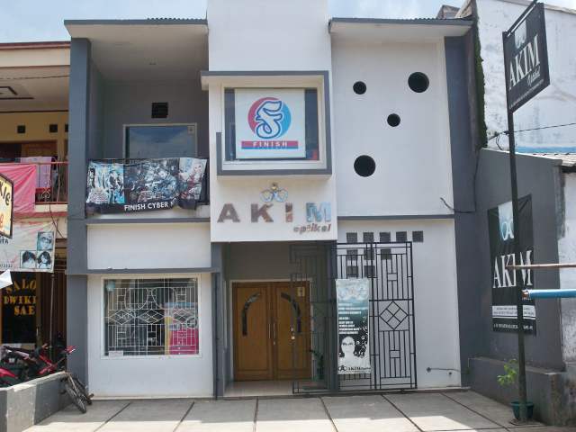 Akim Optikal