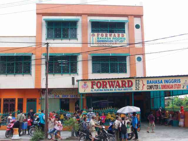 LKP Forward English Course