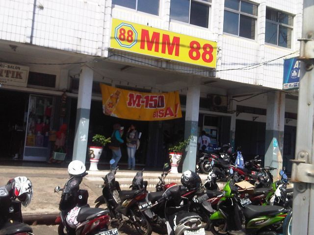 MM 88