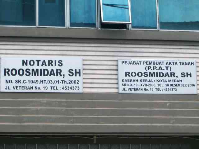 Kantor Notaris & PPAT Roosmidar SH