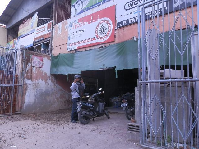 P. Tawi. UD