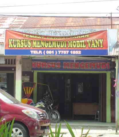 Kursus Mengemudi Vany