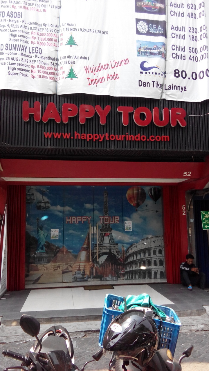 Happy Tour 1