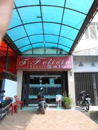 Felicia Salon