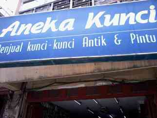 Aneka Kunci Toko