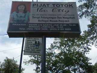 Pijat Totok Ibu Etty Benjamin