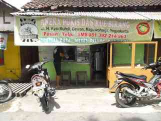 Pukis Dewan