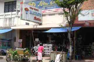 Makmur Bata