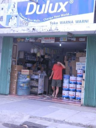 Toko Warna Warni