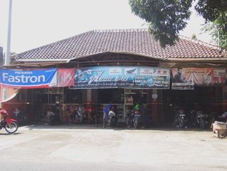 Menir Sari Motor