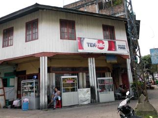Rumah Makan Purba