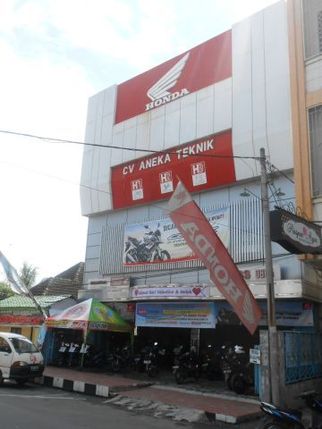 Aneka Teknik. CV