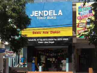 Jendela Toko Buku