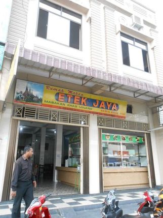 Etek Jaya Khas Minang. RM
