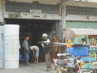 Toko Besi Dan Cat Cipta Jaya