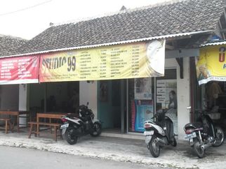 Studio 99 Salon