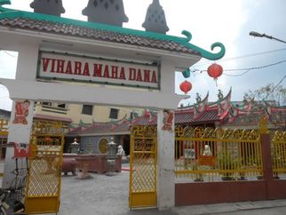 Vihara Maha Dana